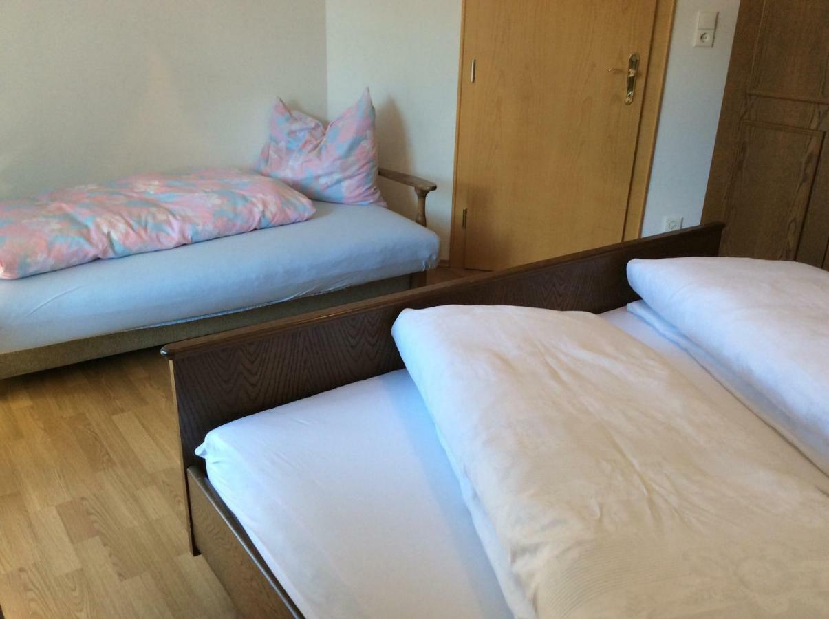Apartment Gaestehaus Wastian ヴァイスブリアッハ エクステリア 写真